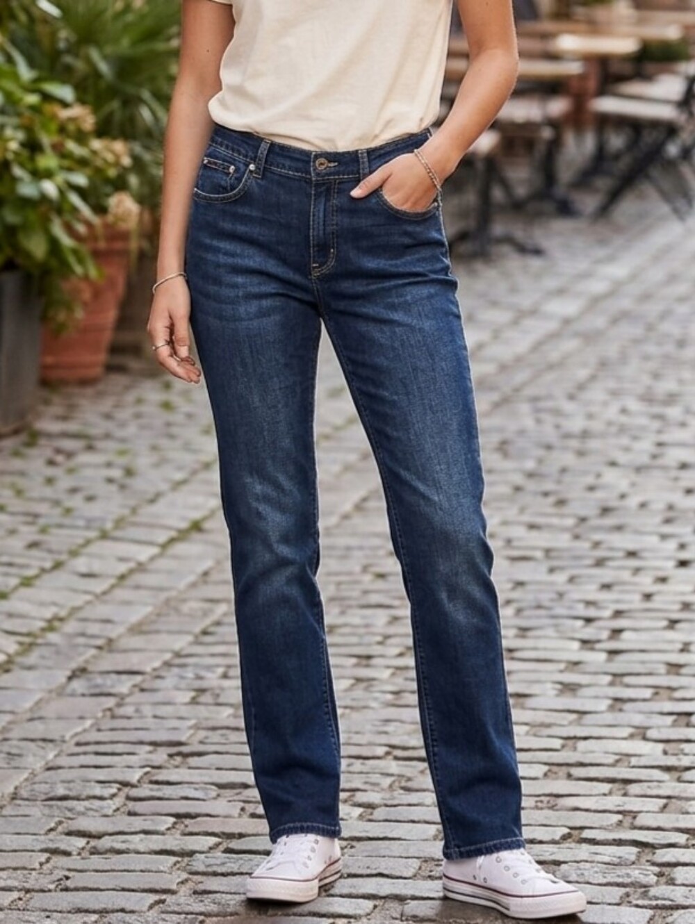 Pant Cowboy Straight Cut Tommy Hilfiger Dark Blue Jeans with Red Accent Size 10